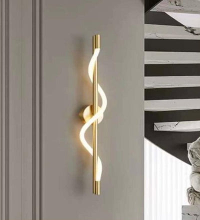 Metal Plus Profile Tube Wall Lamp In Golden Finish