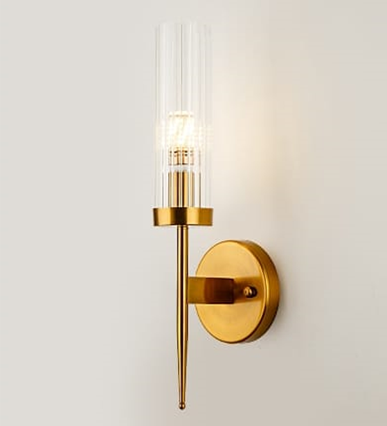 SUPER ROYAL WALL LAMP WITH GOLDEN LUSH
